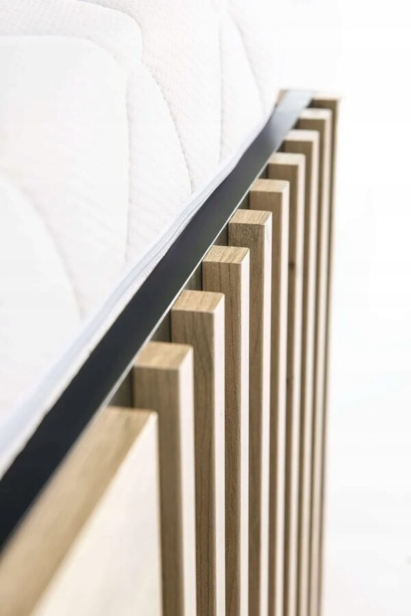 aef0c80ec63108a768f5a7ac5936543b