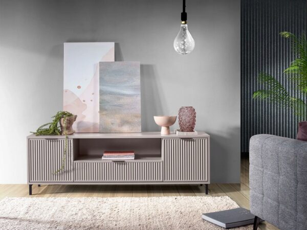 d765b3f8e7b918d2b9394301b4d6868d