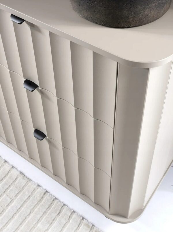 34d1b186d82efdc1b573f66ba5431a17