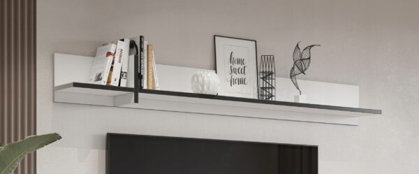 b05d98b57b83bed4cb8318abb23a22ff