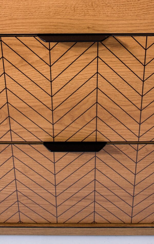 8ba001881edc15e146f463b6d24b06b4