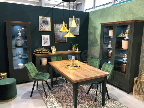 8b15165f36839a4db34d422301c0e835