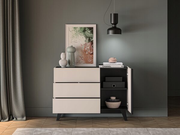 64a4b8efb5835470ec12a370f373bd18